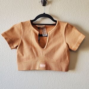 NWT Bo+Tee Caramel Ribbed Crop Top